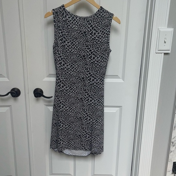 DvF Diane von Furstenberg Selene Dress Ruched Jersey Stretch Sheath {$348} Sz 6 - Picture 9 of 9